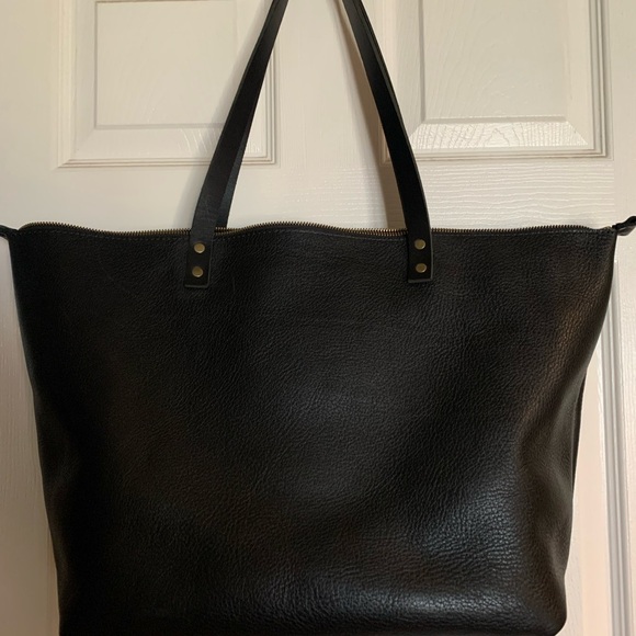Portland Leather Oversized Black Tote - Picture 2 of 5